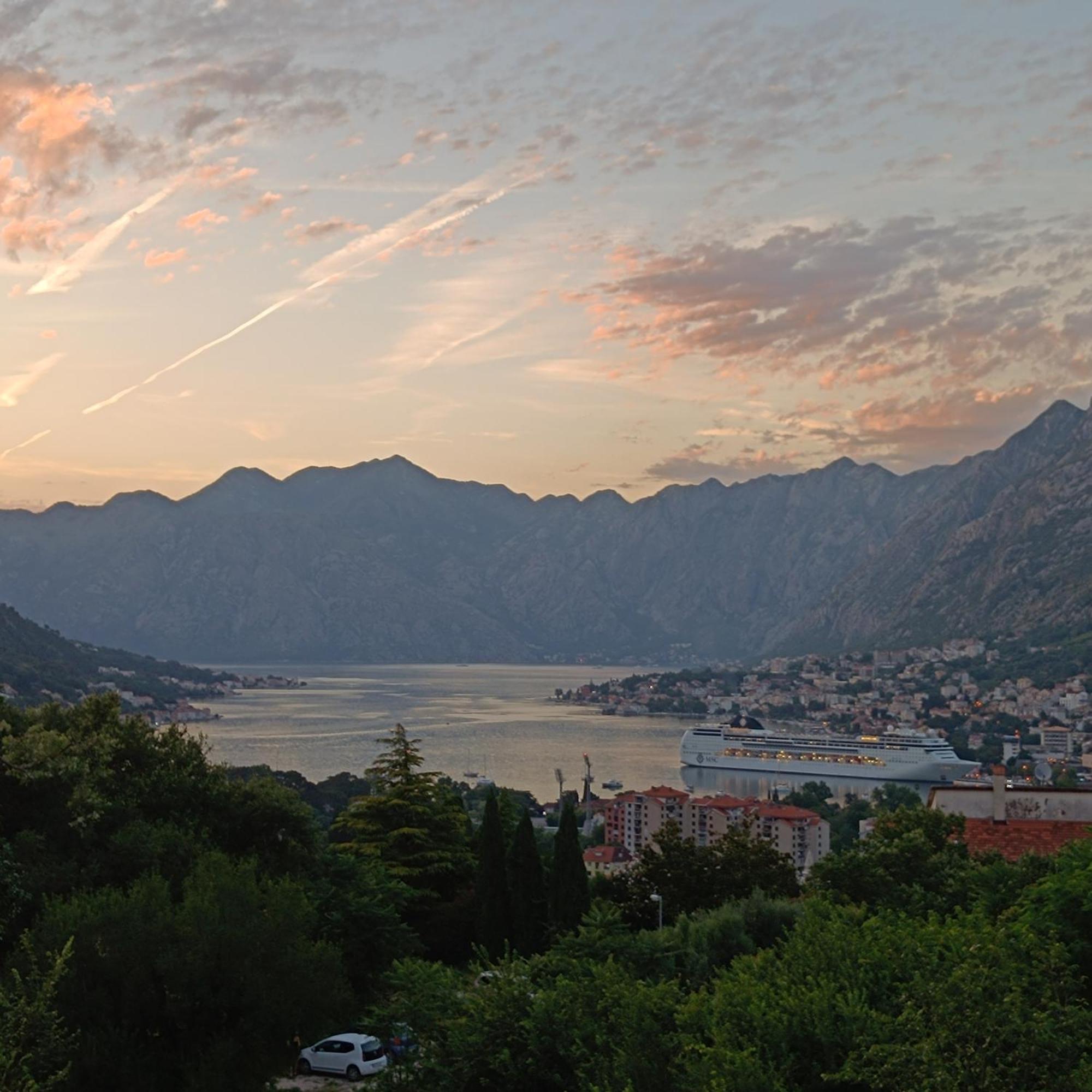 Radgost Kotor Apartments Exterior photo